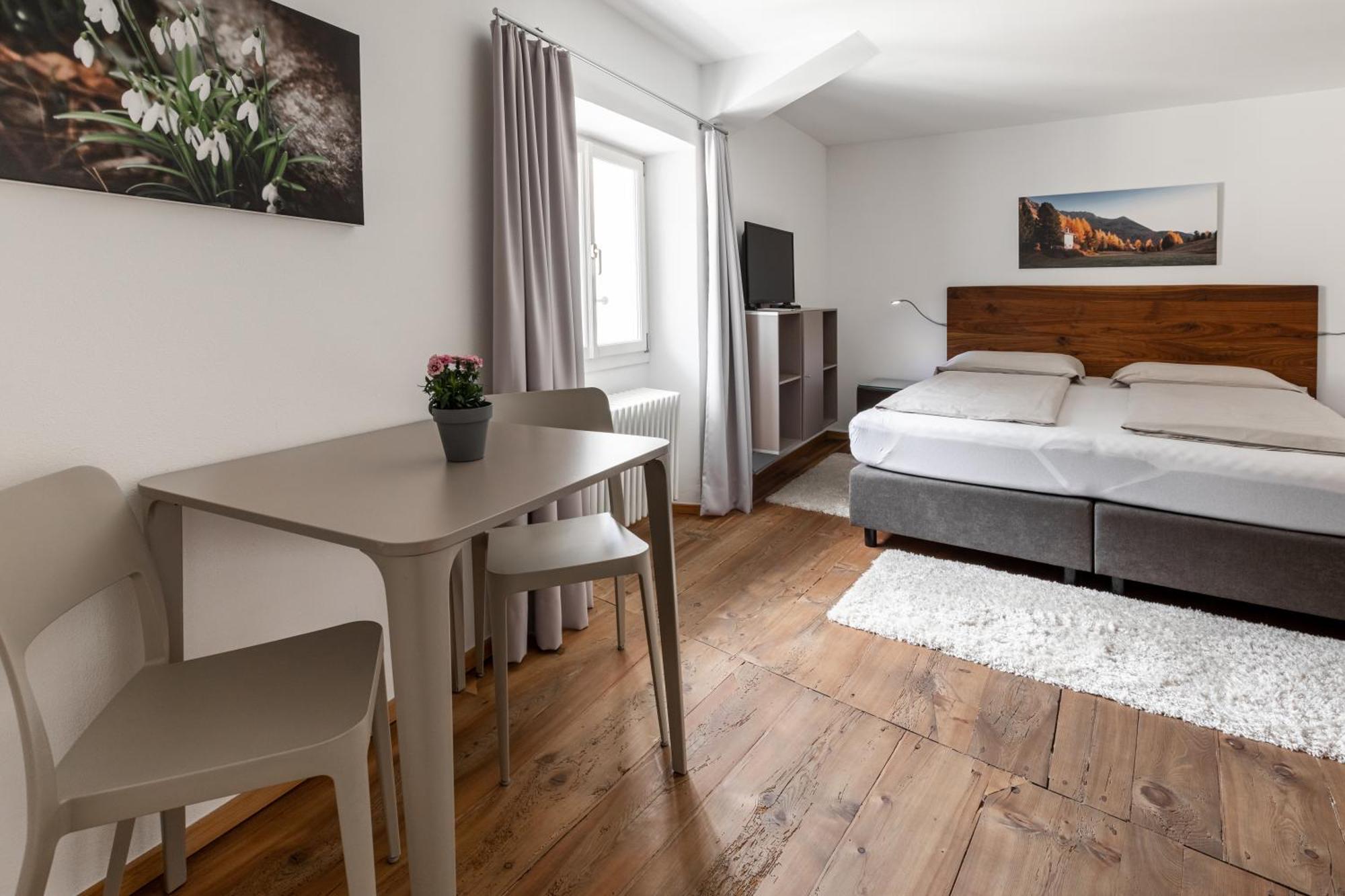 Ca' Del Borgo, Rooms & Suites Poschiavo Eksteriør billede