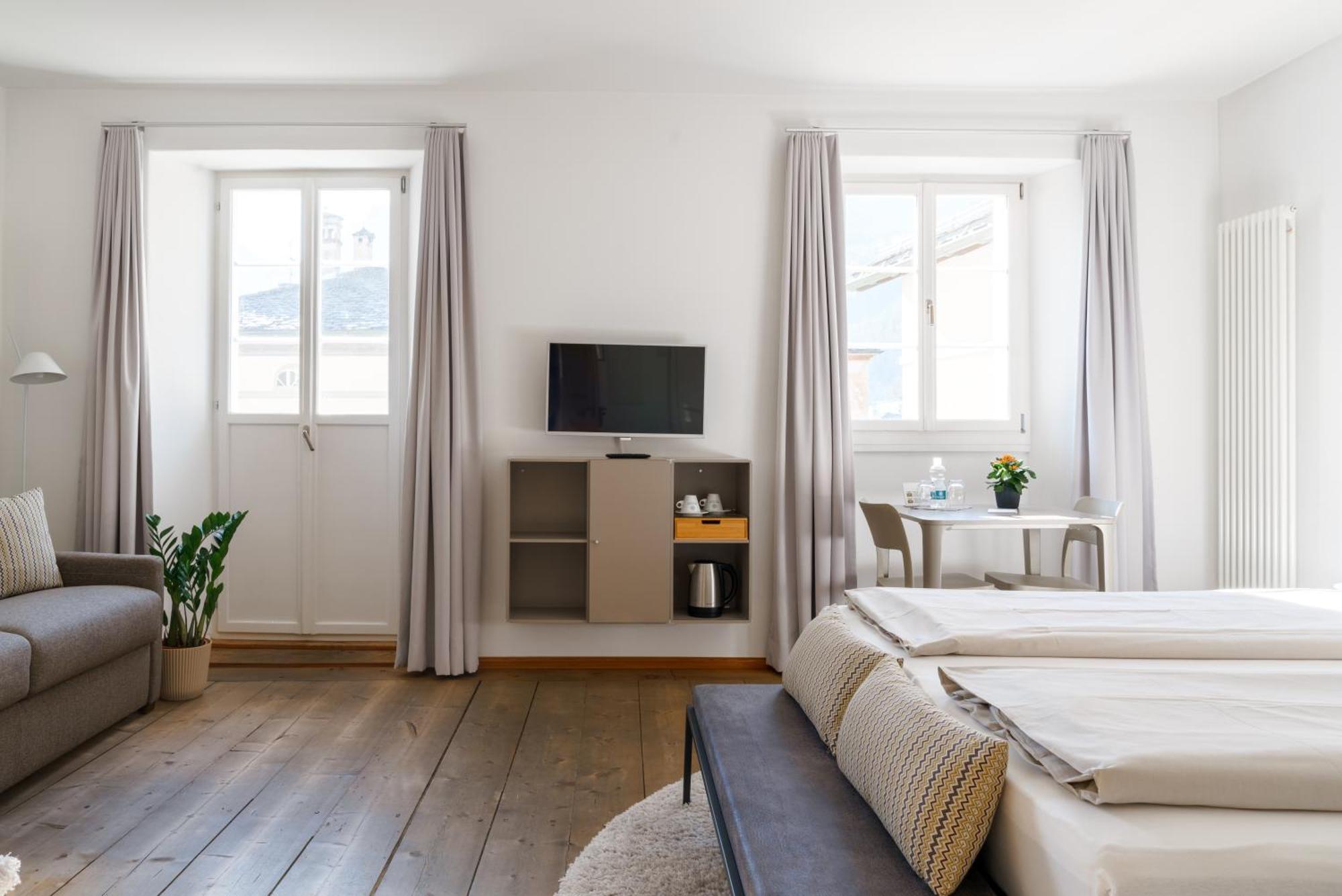 Ca' Del Borgo, Rooms & Suites Poschiavo Eksteriør billede